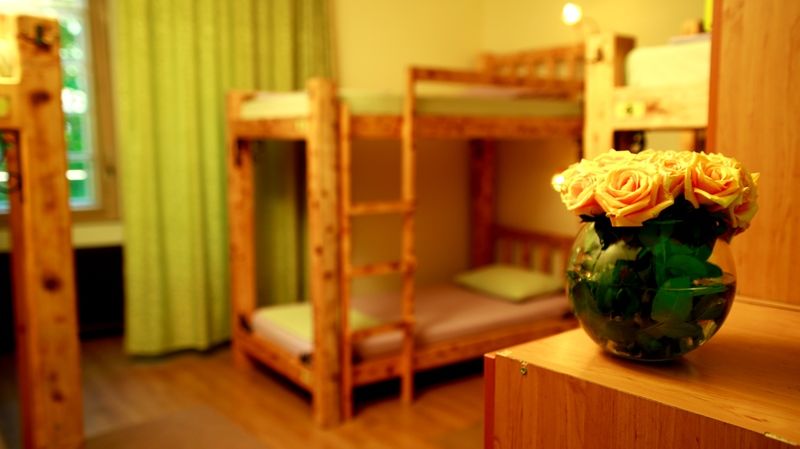 Reveller'S Hostel Dordegol Buitenkant foto